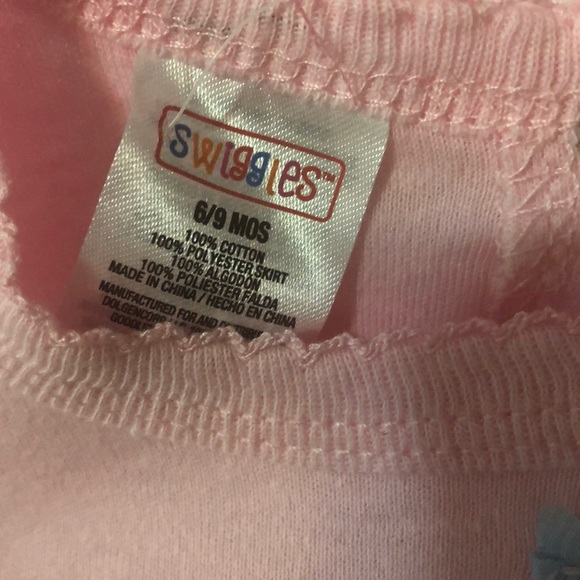 ♦️🆕♦️INFANT GIRLS BUNDLE♦️🆕♦️ - Picture 3 of 5